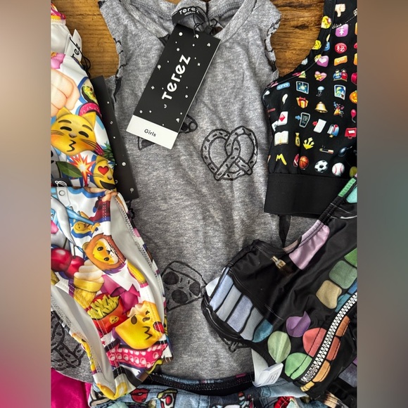 HUGE BUNDLE of Terez Girls Clothing! 19 pieces! All NWT! Array of sizes!! - Picture 10 of 11
